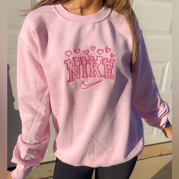 Lots of hearts Sweatshirt - Picture 3 of 5